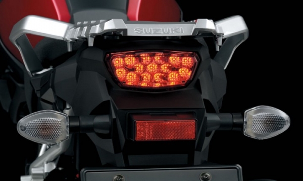 2014-Suzuki-V-Strom-1000-taillight-720x480