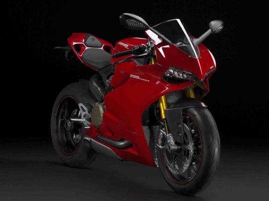1199 Panigale_S_01