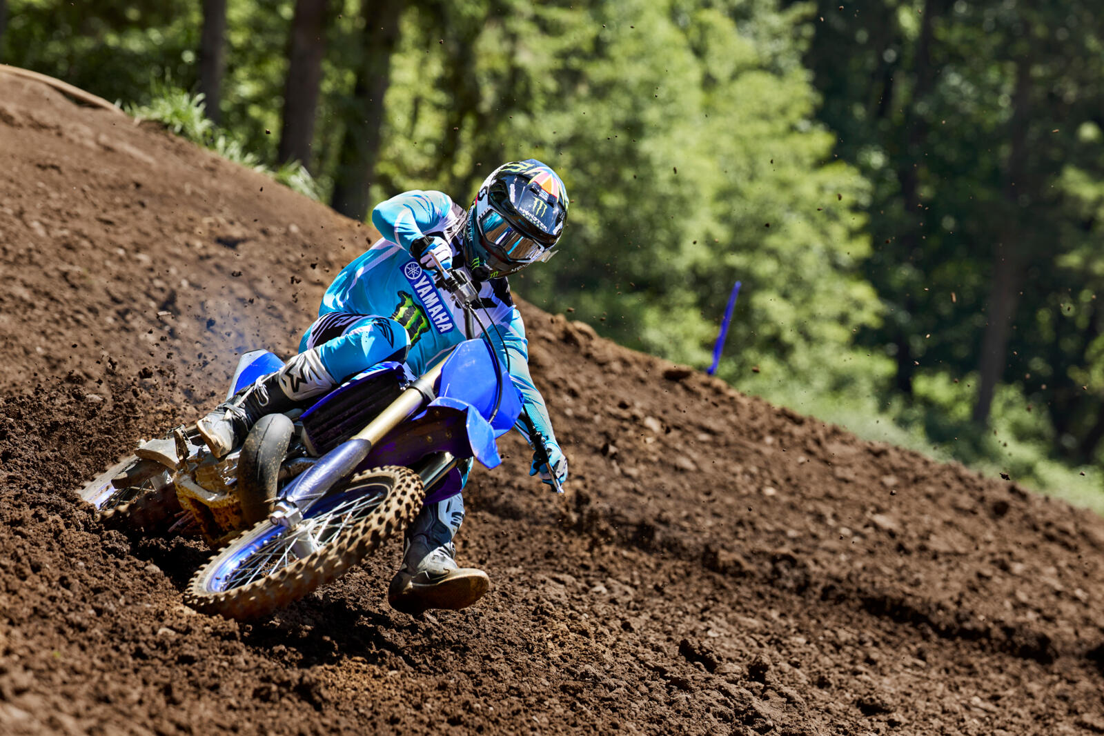 2025 YAM YZ250LC EU DPBSE ACT 001 03 preview