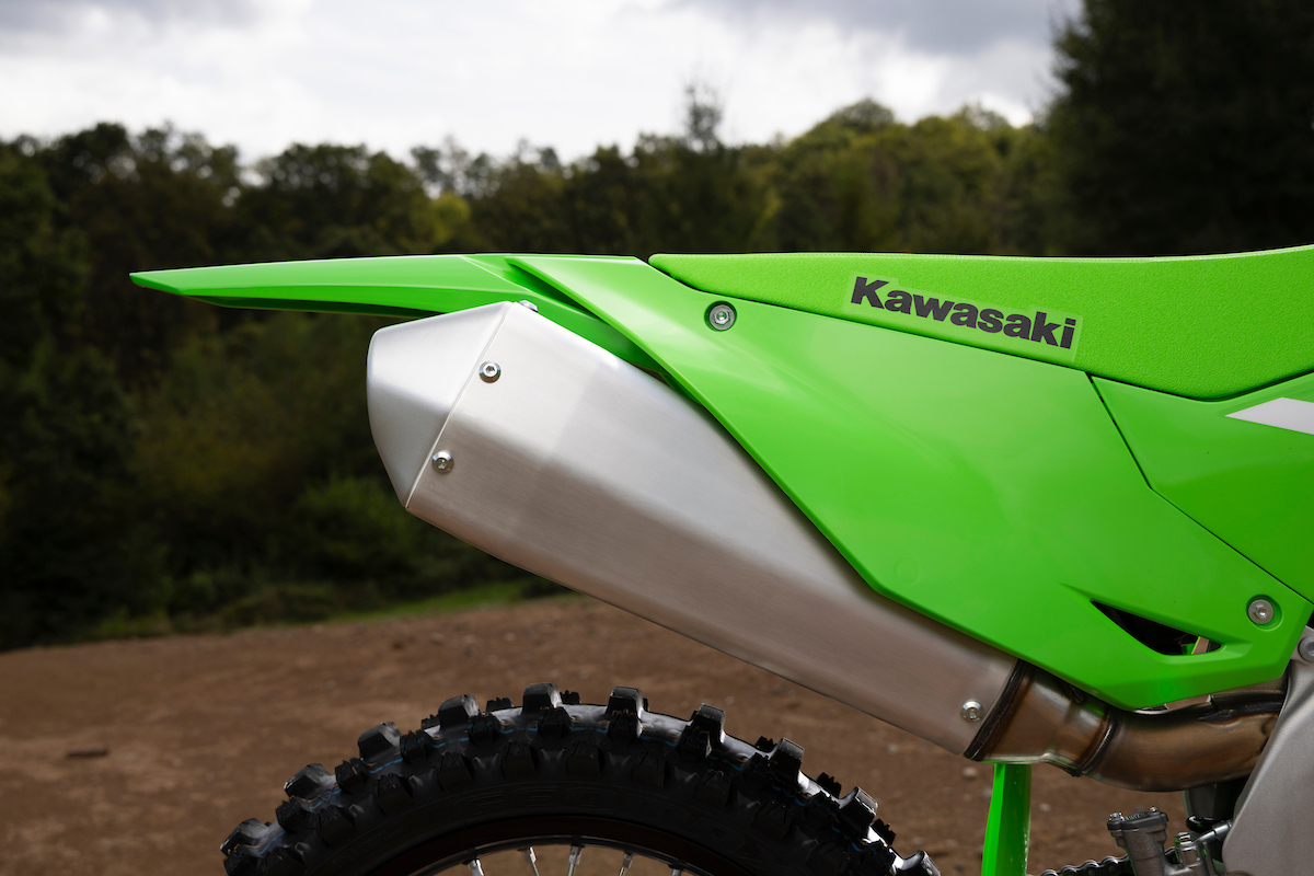 KAWASAKI KX250 2025 DETAILS 01