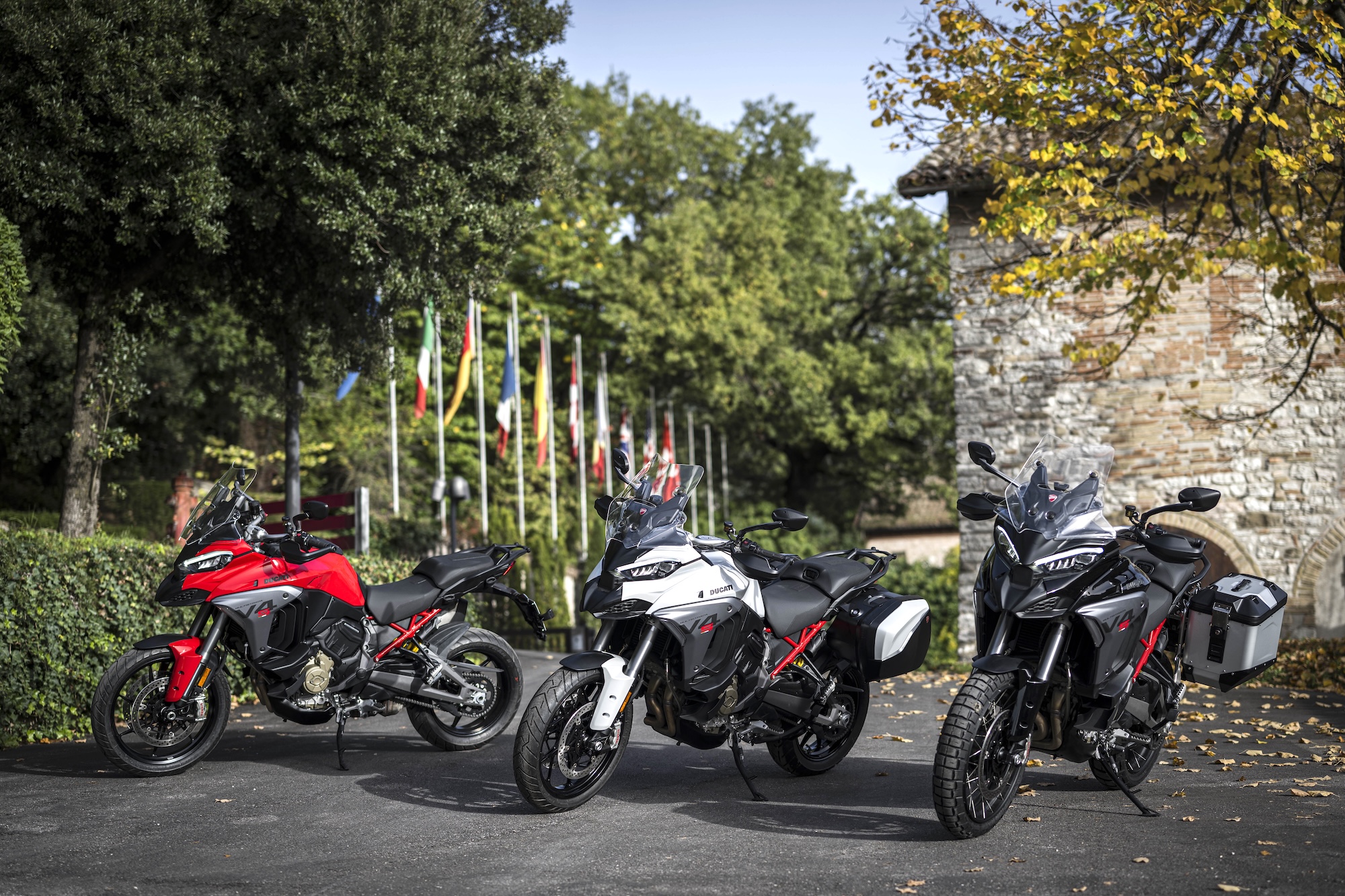 MY25 Ducati Multistrada V4s 001 UC708749 High