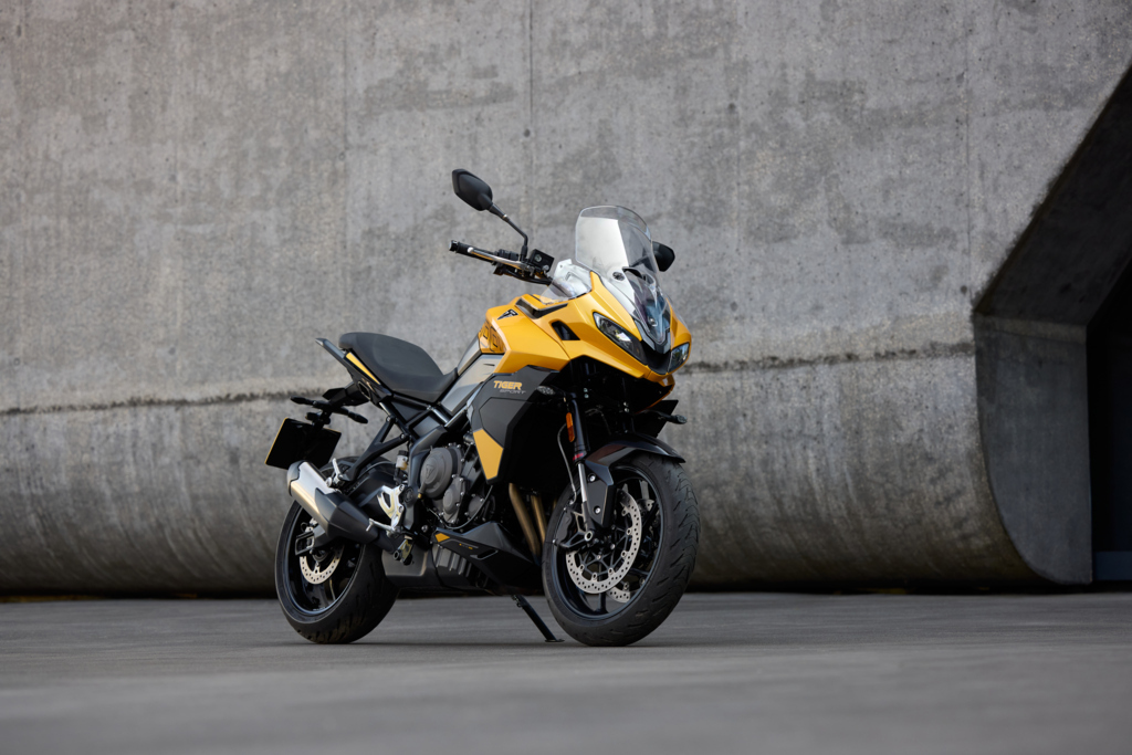 OE TigerSport800 MY25 70140 JP