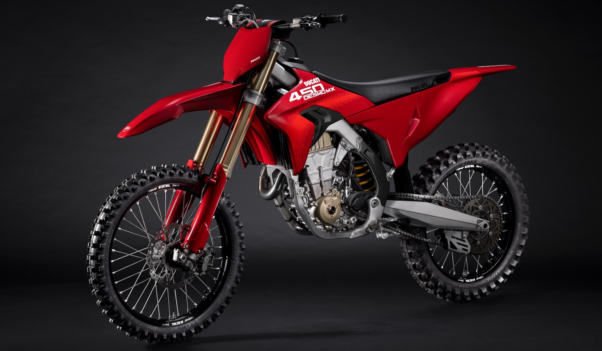 01 SOP MY26 DESMO450 MX STUDIO 17 UC804810 High